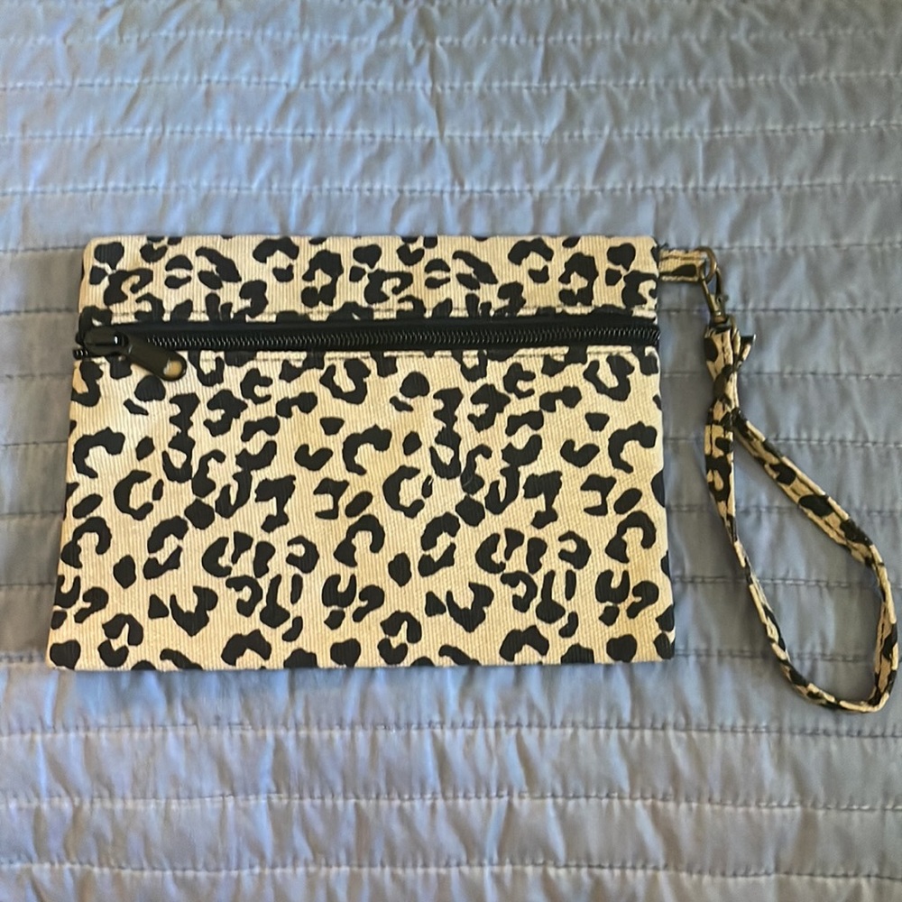 Cheetah clutch/wristlet